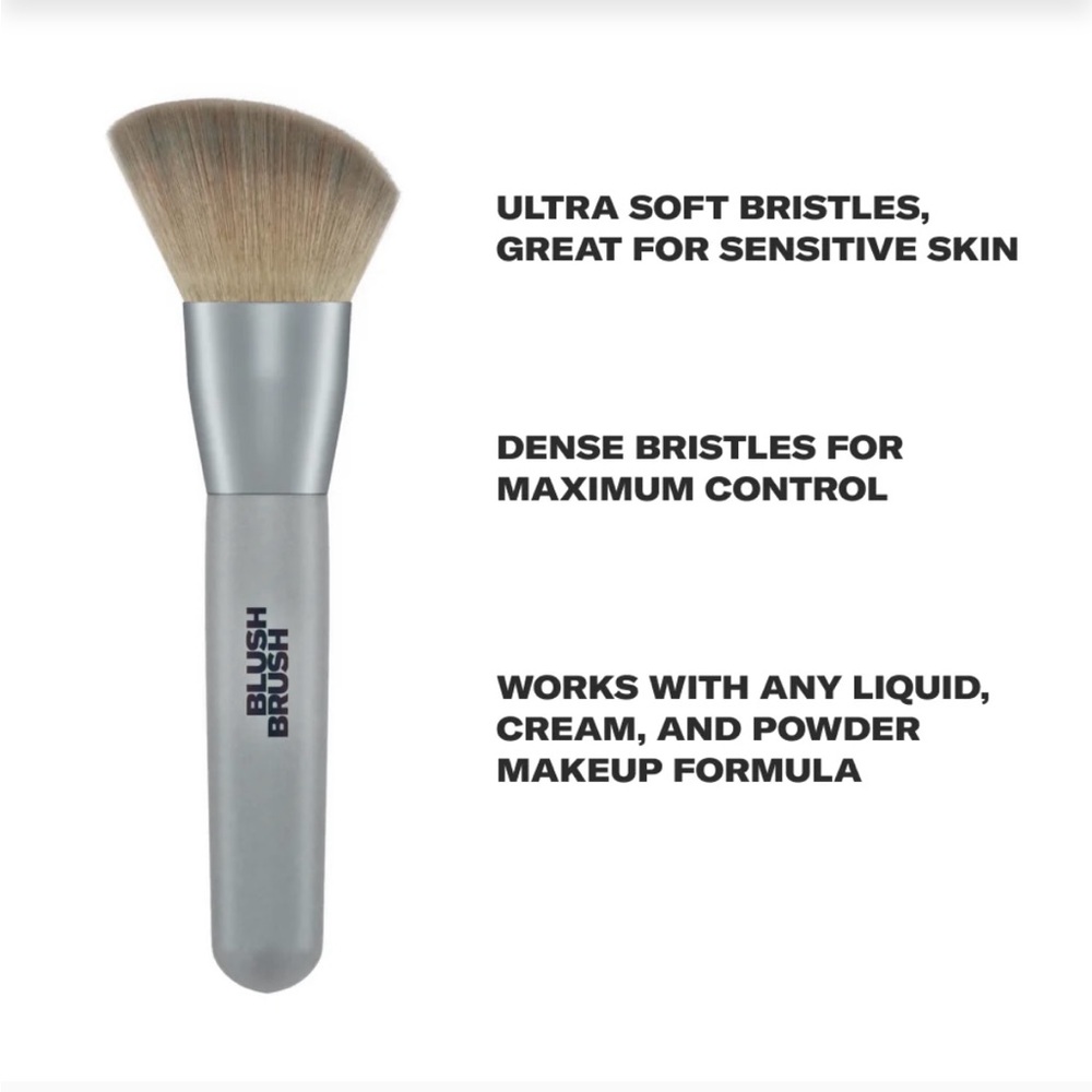 NIB•YouthForia 102 Angled Blush Brush•Sealed